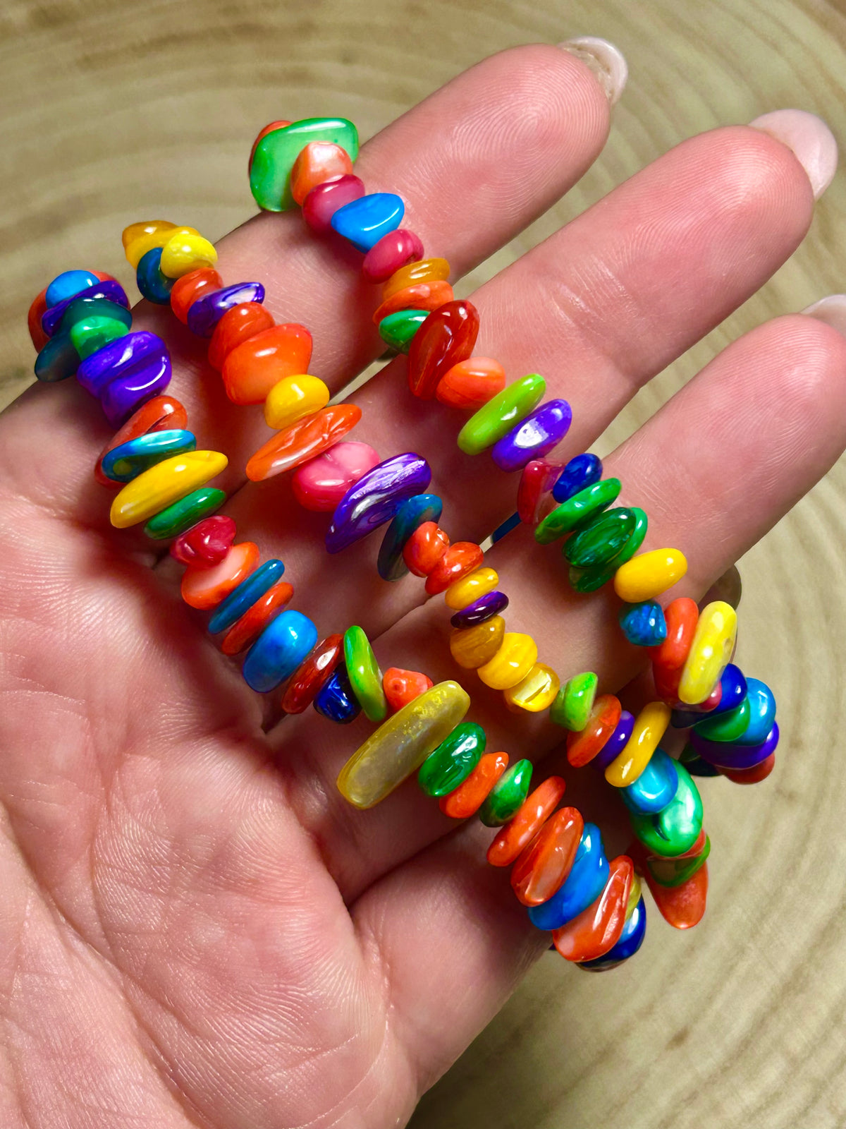 Bracciale in madreperla multicolore