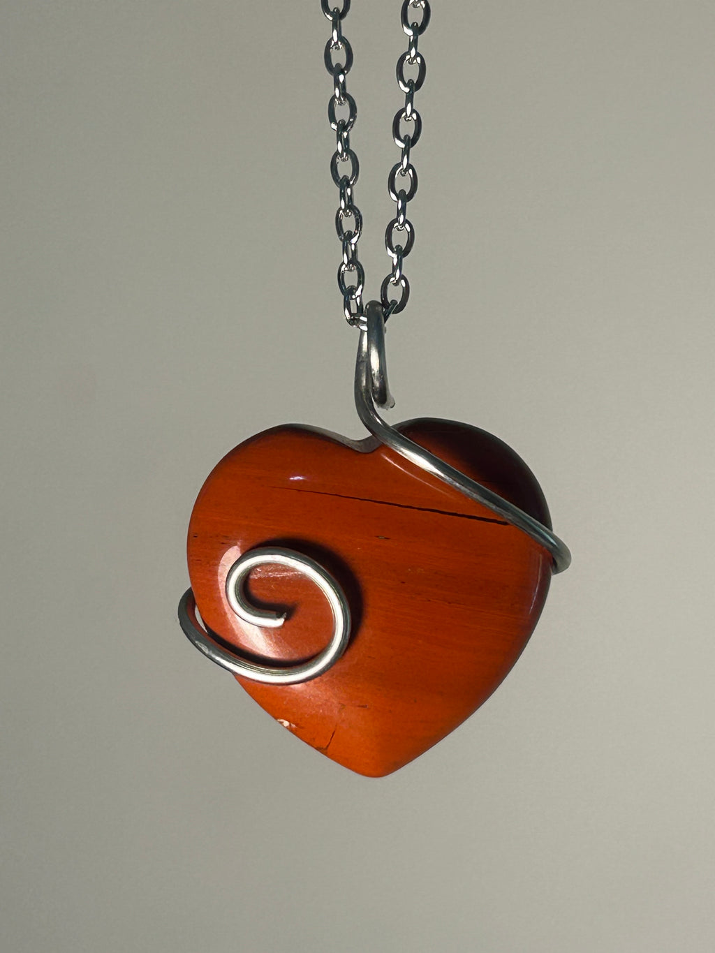 Collana con ciondolo in diaspro rosso cuore